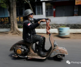 踏板摩托车改装,提升性能与舒适度的实用技巧